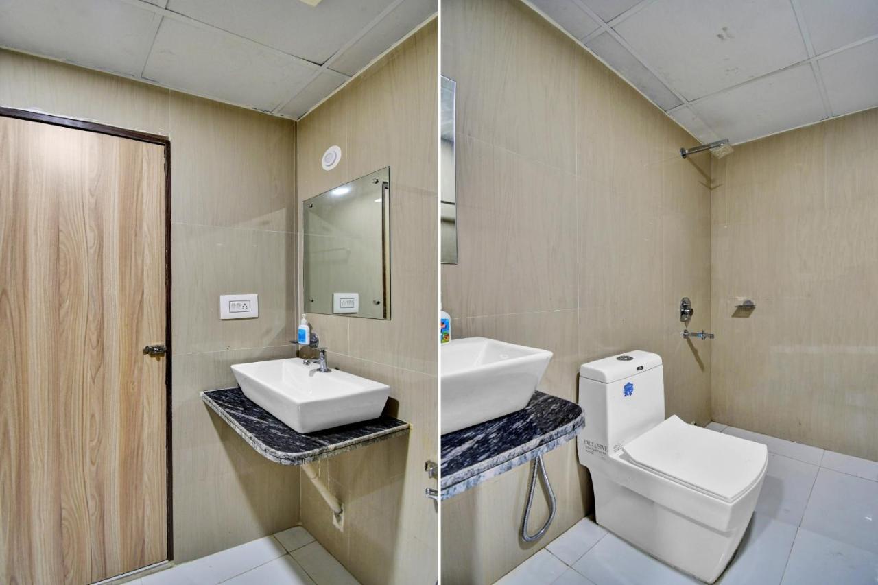 Oyo Townhouse 779 Gods County Hotel Tarapith Ngoại thất bức ảnh