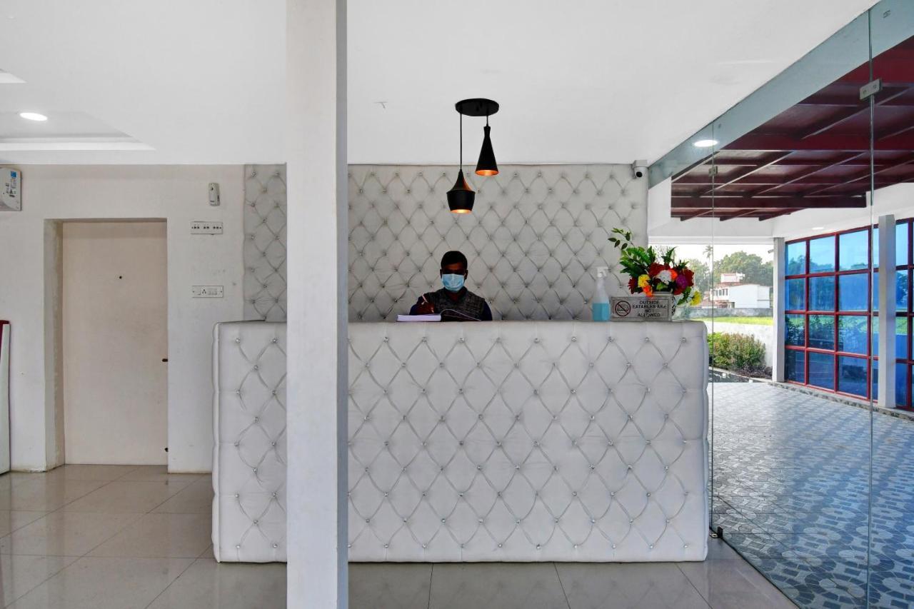 Oyo Townhouse 779 Gods County Hotel Tarapith Ngoại thất bức ảnh