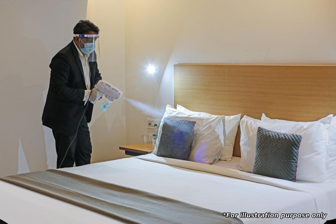 Oyo Townhouse 779 Gods County Hotel Tarapith Ngoại thất bức ảnh